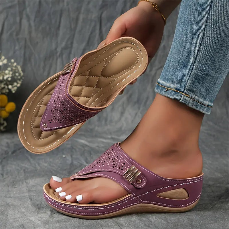 Elisa | Sandalias con cuña y chanclas para mujer