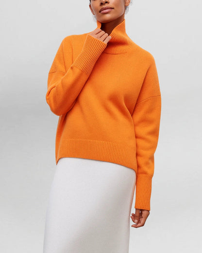 ANDREA | Suéter minimalista de cuello alto