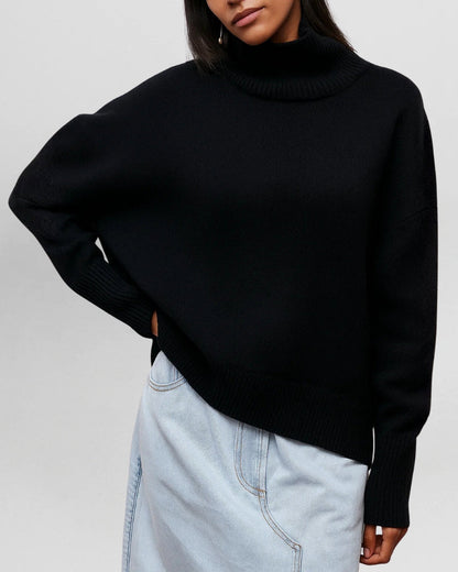 ANDREA | Suéter minimalista de cuello alto