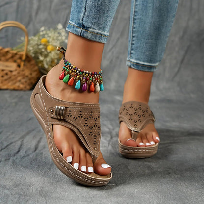 Elisa | Sandalias con cuña y chanclas para mujer