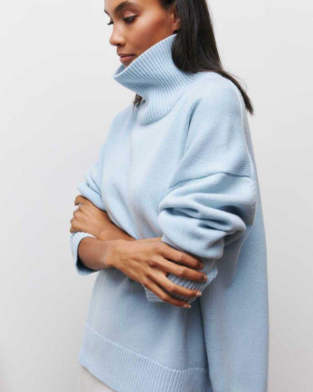 ANDREA | Suéter minimalista de cuello alto