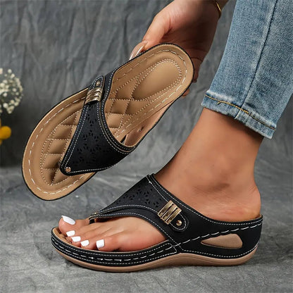 Elisa | Sandalias con cuña y chanclas para mujer