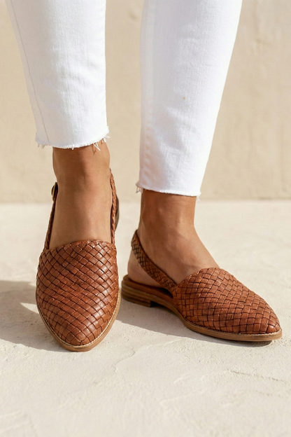 NALA | Sandalias trenzadas de temporada