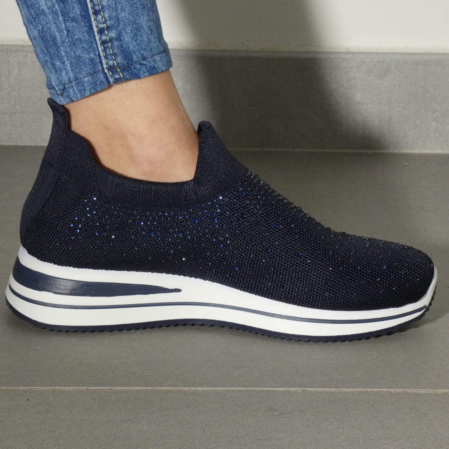 Silvia | Zapatillas con pedrería