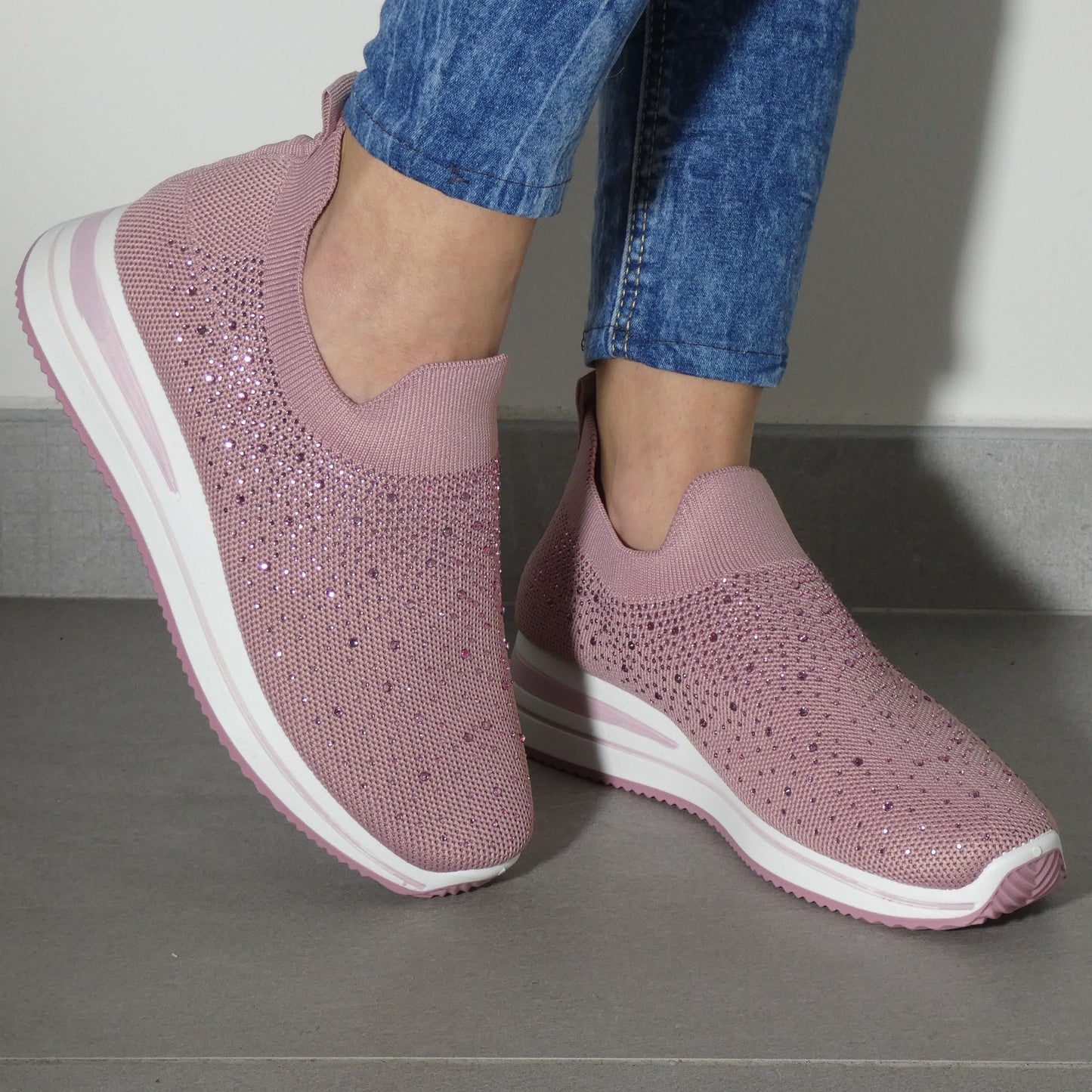 Silvia | Zapatillas con pedrería