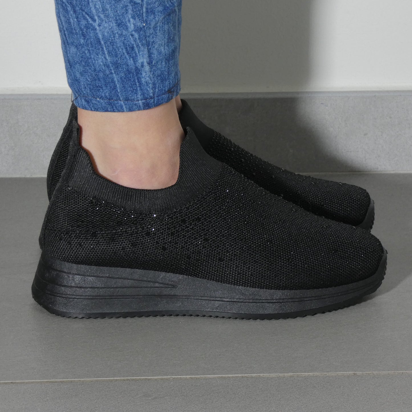 Silvia | Zapatillas con pedrería
