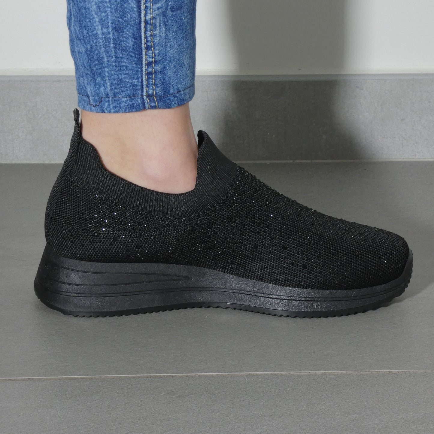 Silvia | Zapatillas con pedrería