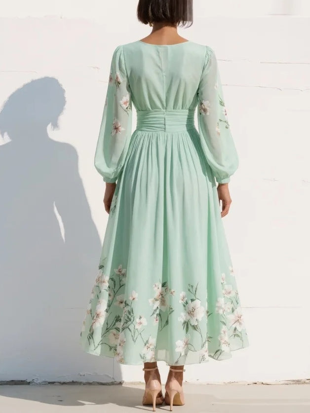 Vestido midi de gasa con escote de pico estampado