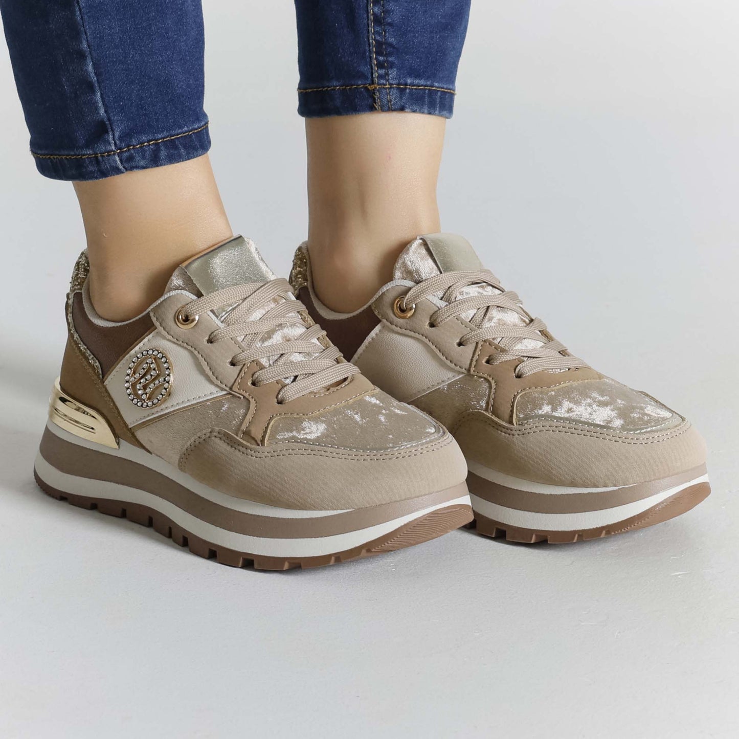 Ana | Zapatillas de moda para mujer