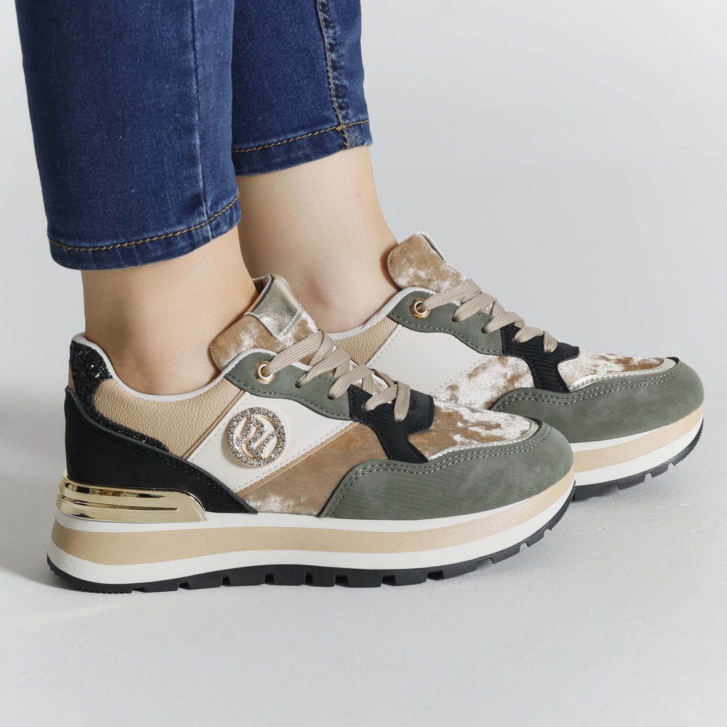 Ana | Zapatillas de moda para mujer