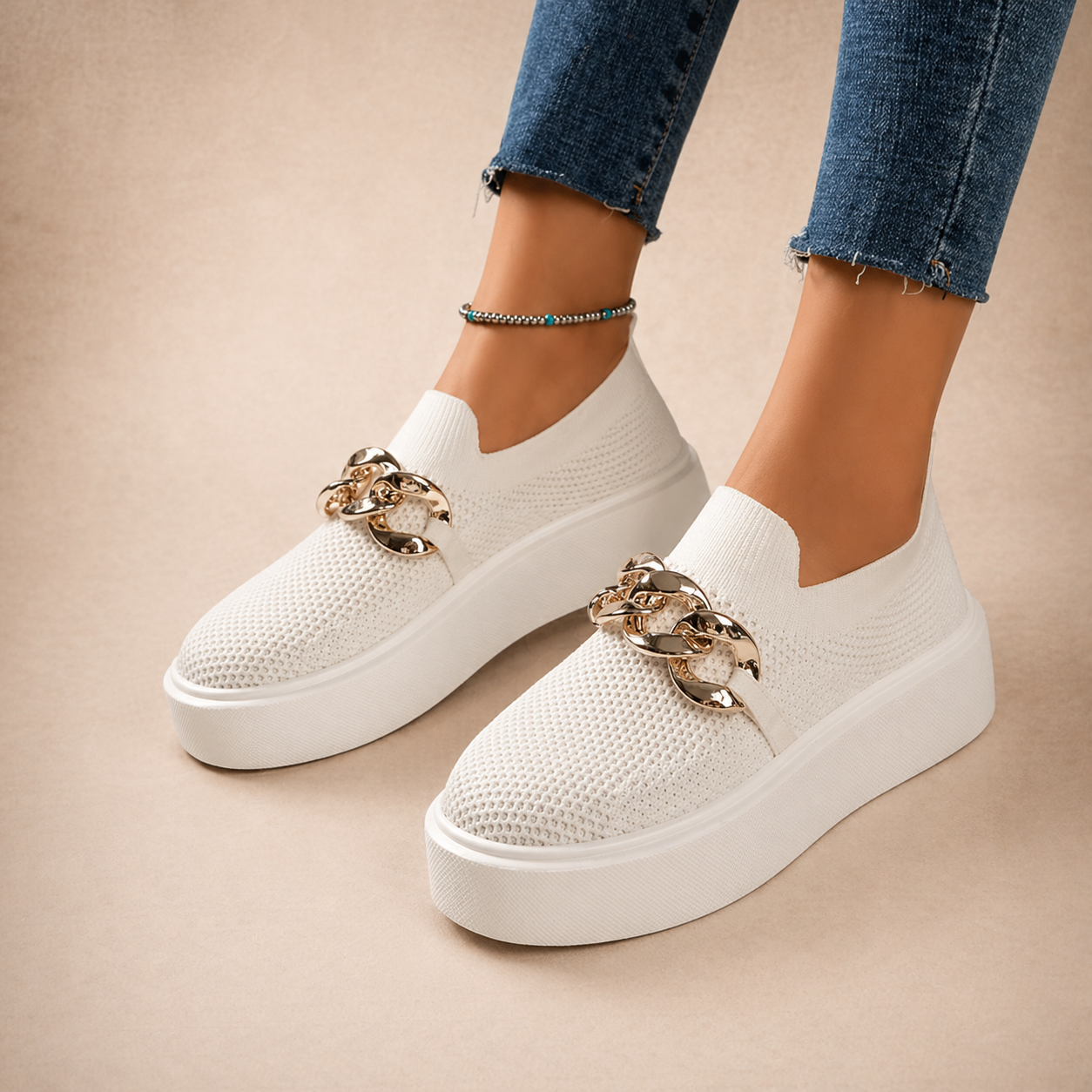María | Zapatos con cadena de metal