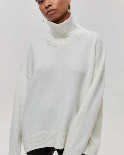 ANDREA | Suéter minimalista de cuello alto